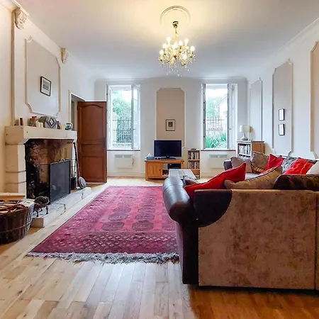 Awesome In Saint-simon With Wifi Dom wakacyjny