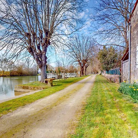 Awesome In Saint-simon With Wifi *