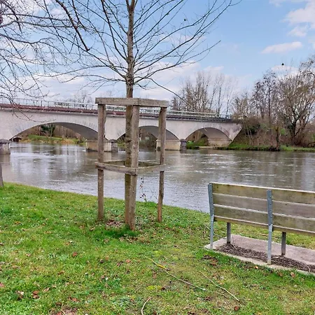 Dom wakacyjny 3 Bedroom In Saint-simon Saint-Simon (Charente)