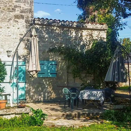 Awesome In Saint-simon With Wifi * Saint-Simon (Charente)