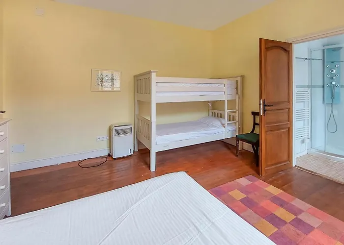 Awesome In Saint-simon With Wifi Сasa de vacaciones